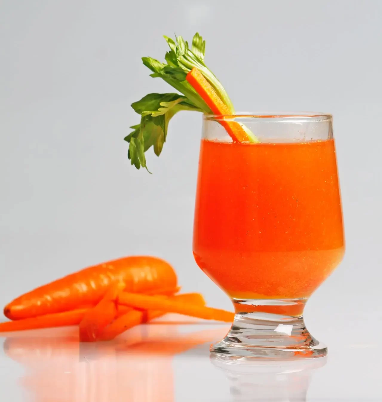 How to Juice a Carrot Without a Juicer?