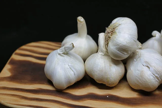 How to Make Garlic Juice?